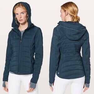LULULEMON Women's 12 Navy Extra Mile Puffer Jacket Water Repellent Tech Fleece